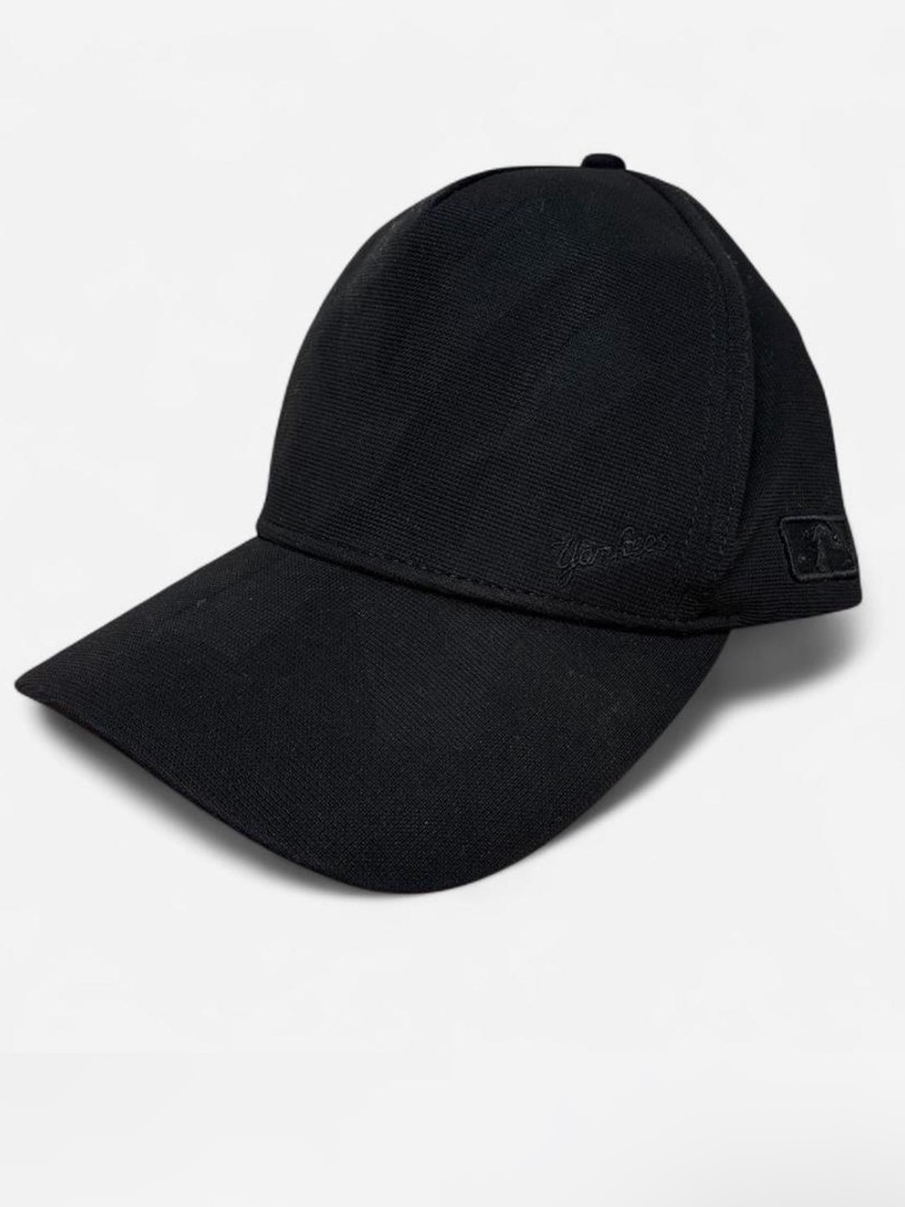 Genuine Merchandise Black MLB New York Yankees Baseball Cap